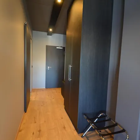 Modern Apartment Hosted By Ll Akureyri Exterior photo