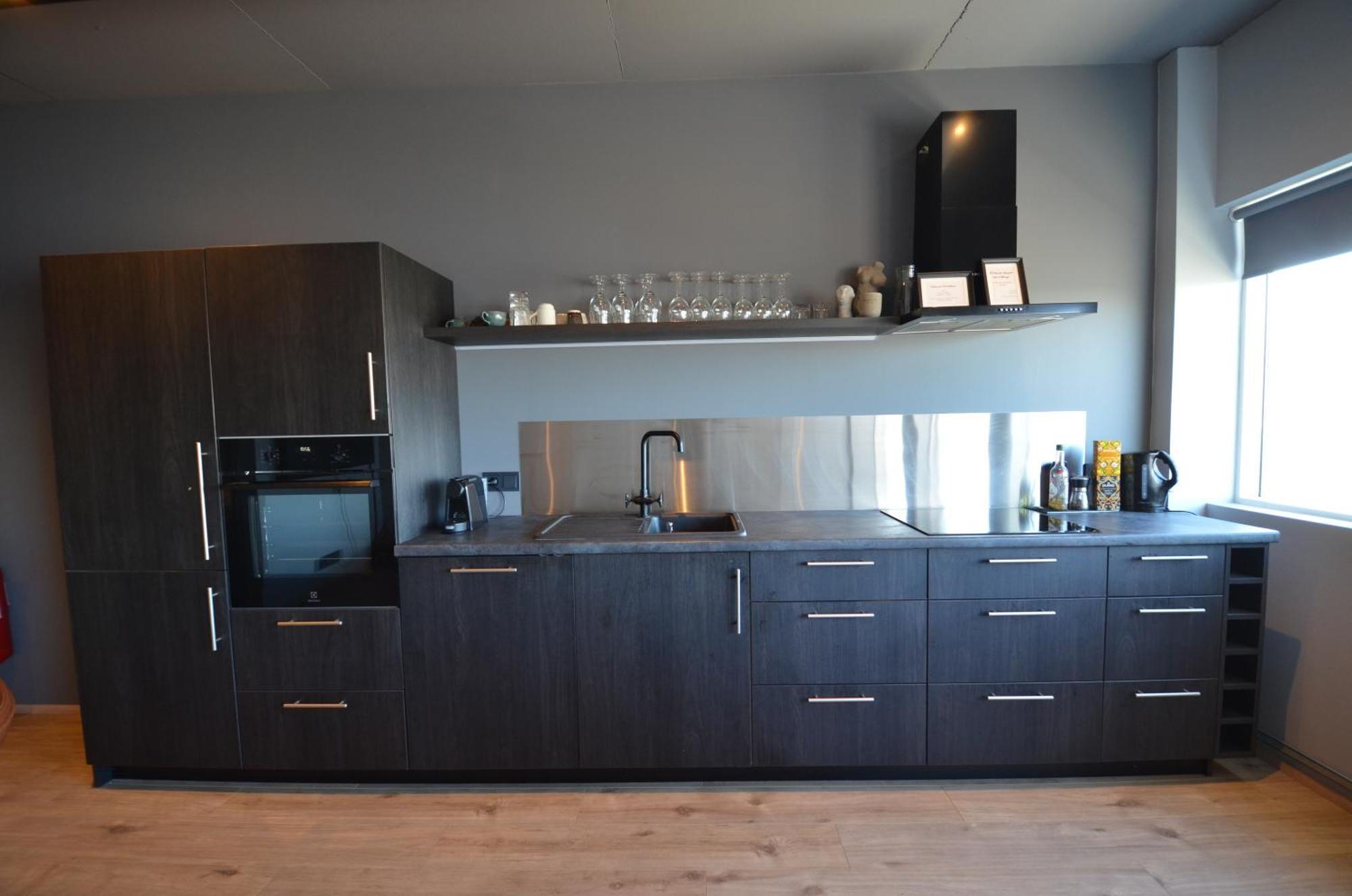 Apartment Modern Hosted By Ll